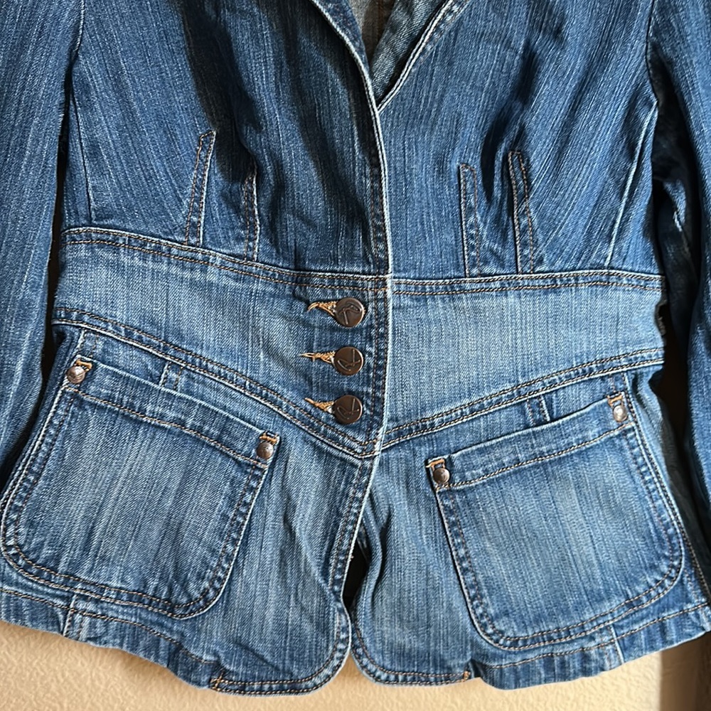 Size Medium Rampage Jean Jacket - Picture 2 of 9